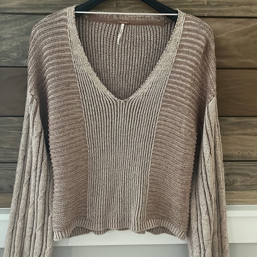 Free people sweater, size M - Picture 2 of 2